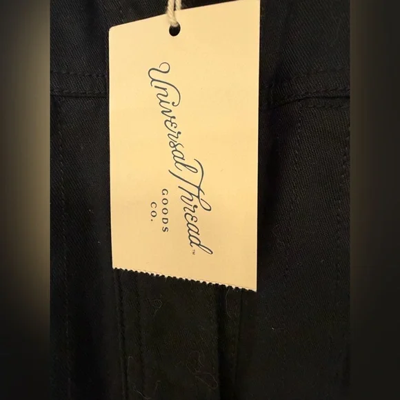 Universal Thread Coveralls - Picture 5 of 7